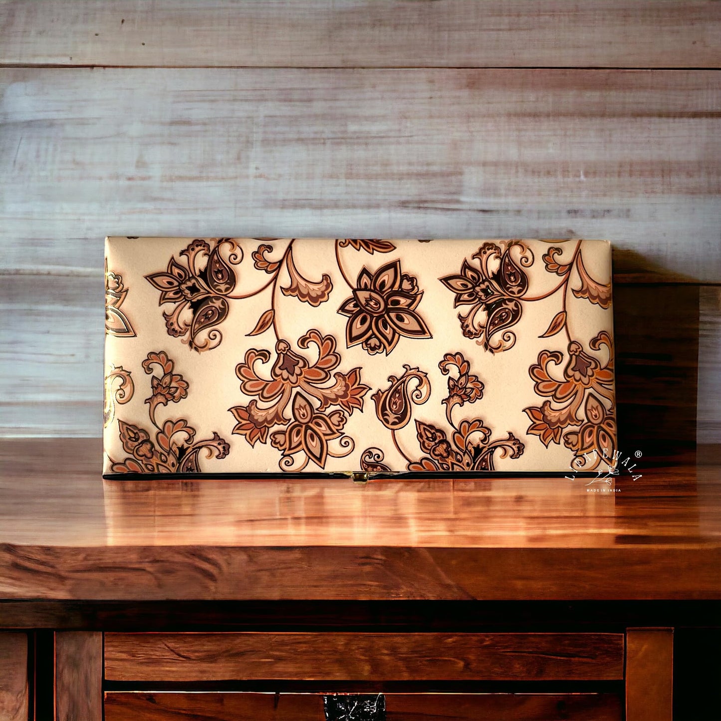 “Handcrafted cash and jewellery box by Lifafewala”