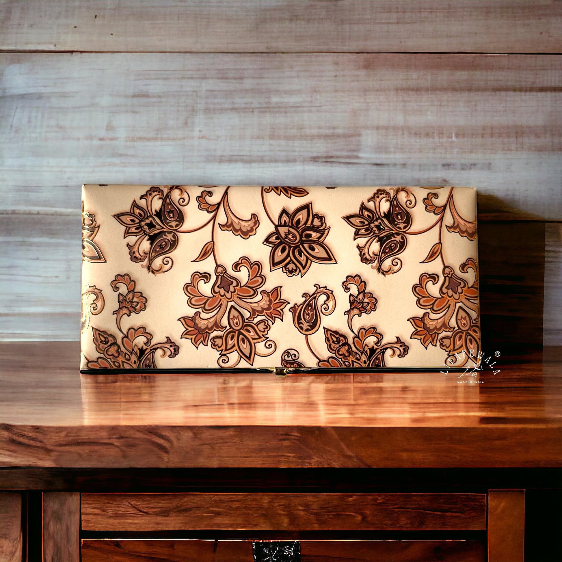 “Handcrafted cash and jewellery box by Lifafewala”